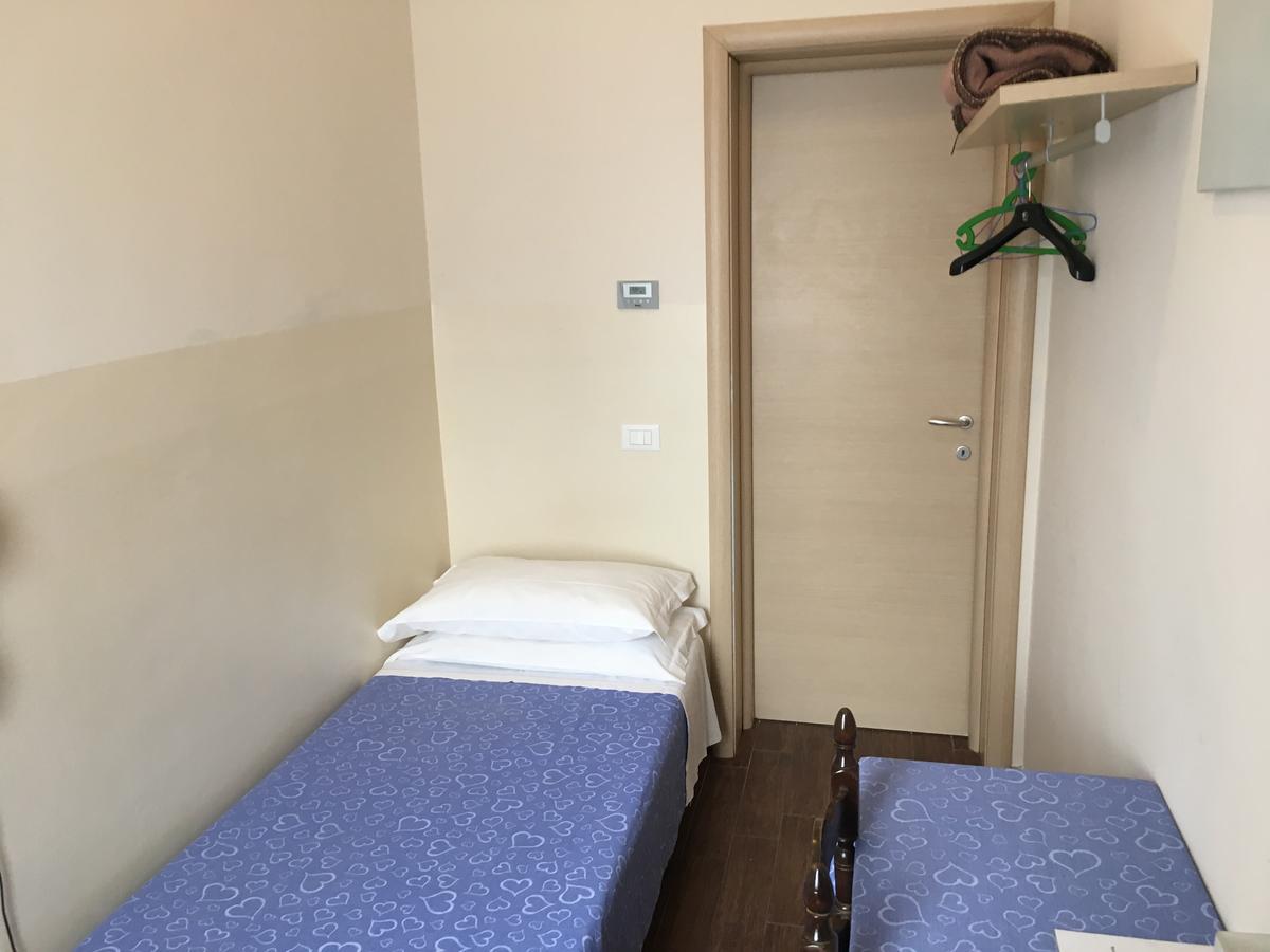 Blue Hotel Suzzara Kültér fotó