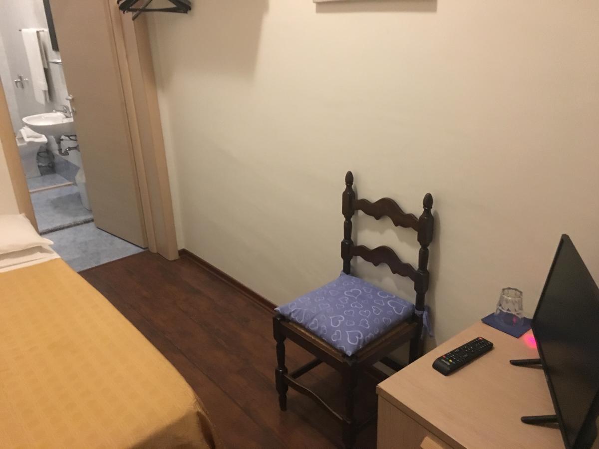 Blue Hotel Suzzara Kültér fotó