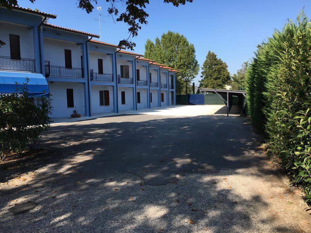 Blue Hotel Suzzara Kültér fotó