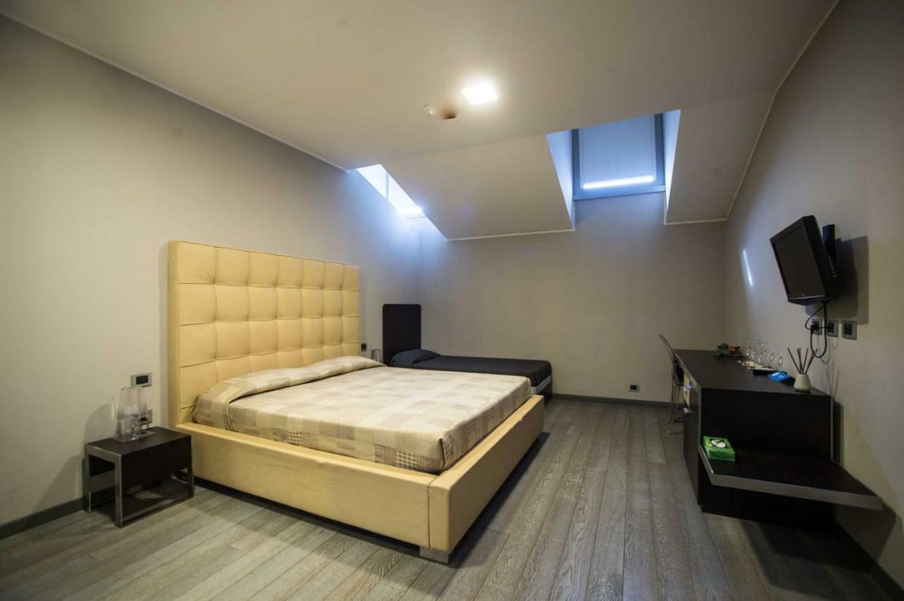 Blue Hotel Suzzara Kültér fotó